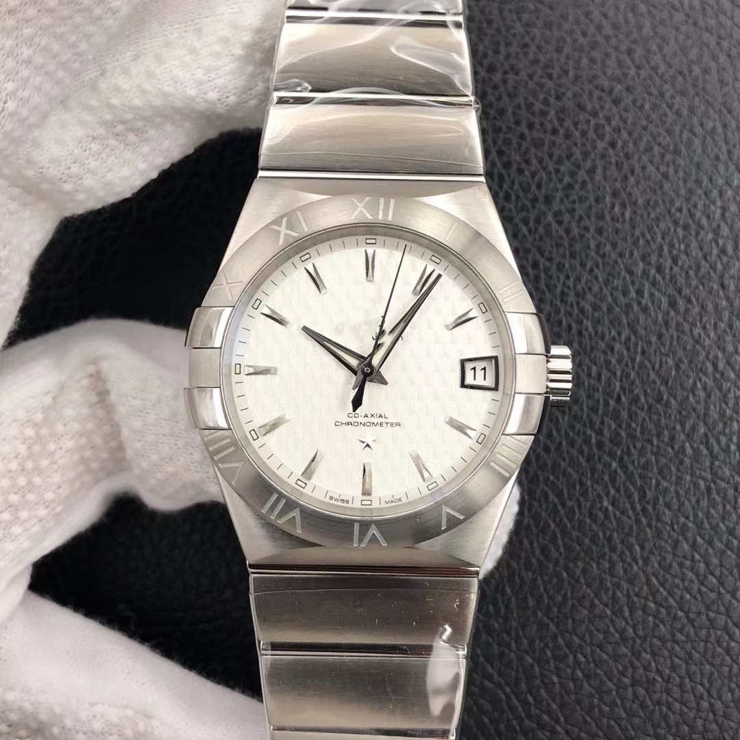 VS Factory Watch 904L Refined Steel imported movement folding button Sapphire Crystal Glass mirror 41mm, Customize
VS Factory Watch 904L Refined Steel imported movement folding button Sapphire Crystal Glass mirror 41mm, Customize