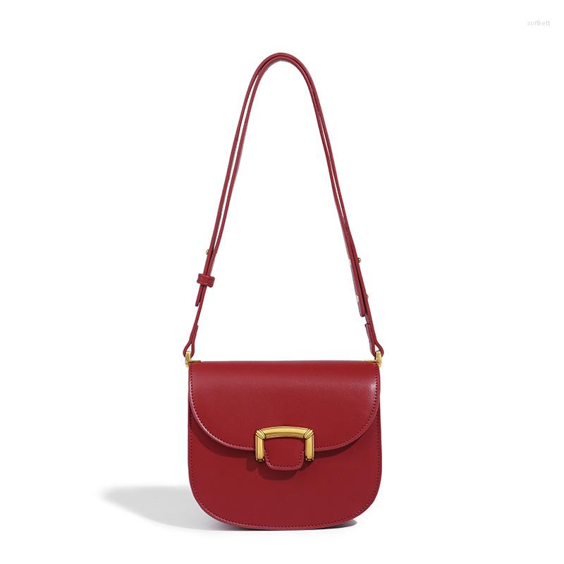 Evening Bags Autumn And Winter 2023 Red Bridal Wedding Bag Women's Versatile Retro Fashion One Shoulder Crossbody Underarm, Black
Evening Bags Autumn And Winter 2023 Red Bridal Wedding Bag Women's Versatile Retro Fashion One Shoulder Crossbody Underarm, Black