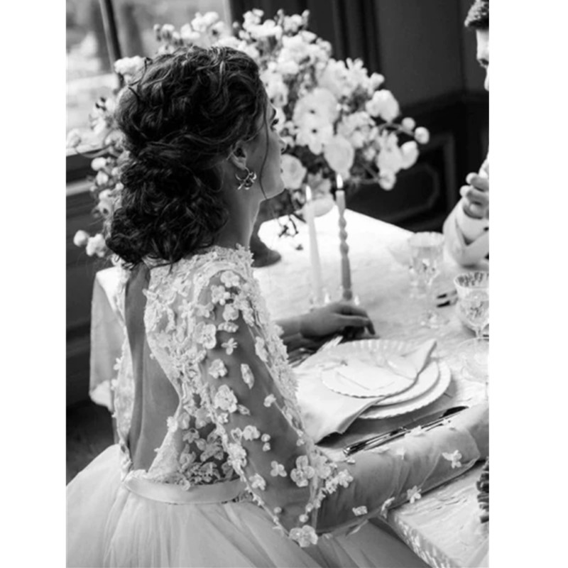 Cute High Low Jewel Neck Wedding Dresses Gown For Women Lace Appliques Top A line Short Front Corset Bridal Gowns