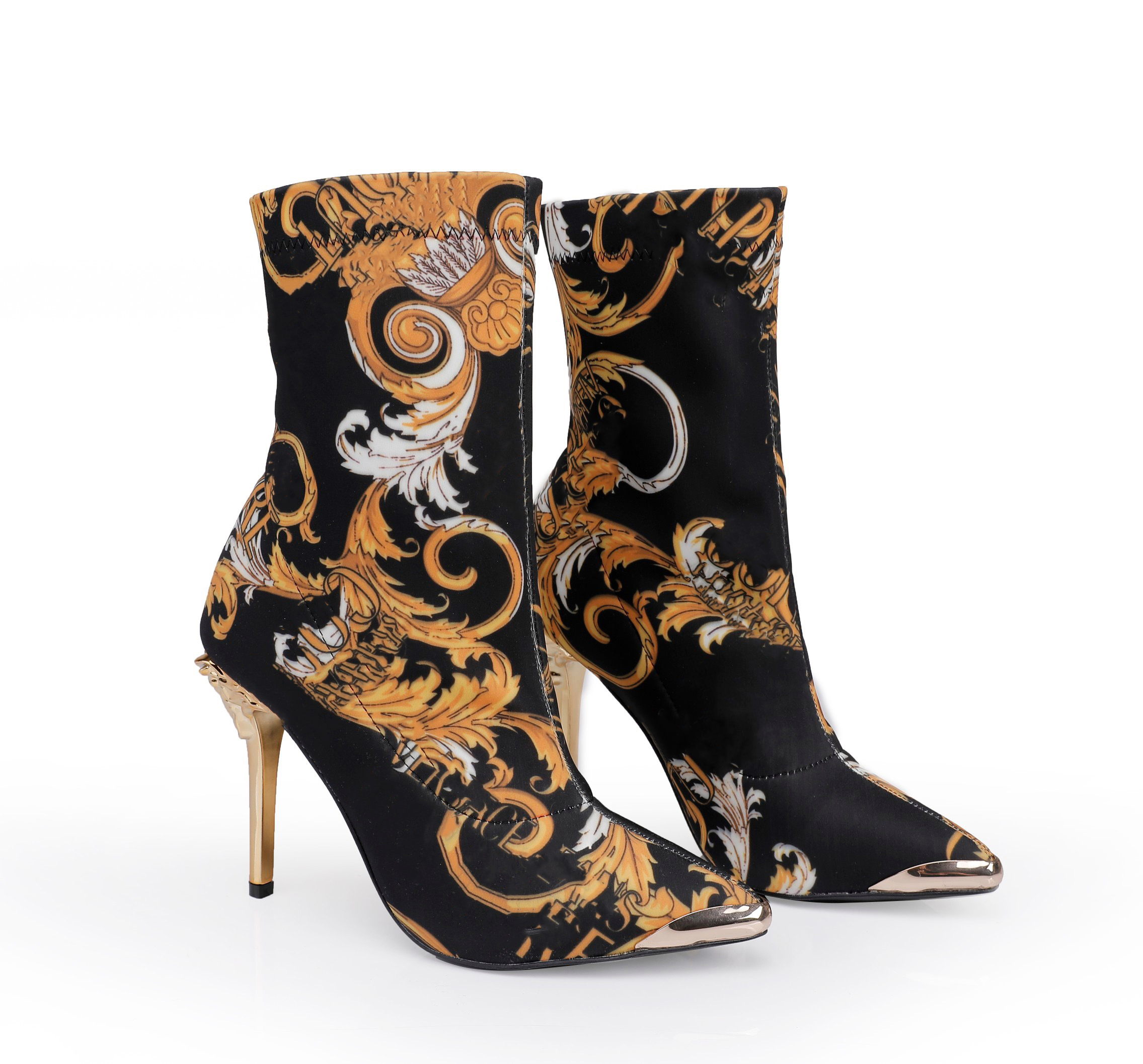 Designer Martin High-heeled rivet Knee Boots Desert Boot Womens Boots Winter Boots Platform Fashio Real Leather Heavy Duty Soles Size 35-41 10cm
Designer Martin High-heeled rivet Knee Boots Desert Boot Womens Boots Winter Boots Platform Fashio Real Leather Heavy Duty Soles Size 35-41 10cm