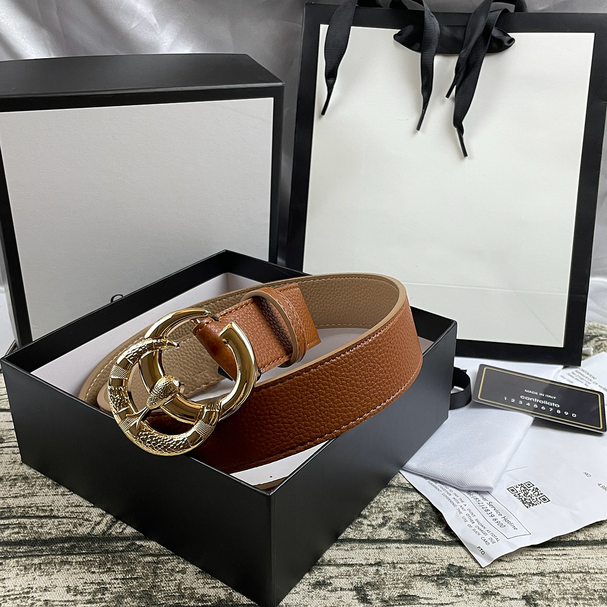 luxury designers belts fashion buckle women designer belt trend classic pure cow leather width 4.0cm 4color 105-125cm, 4cm wide
luxury designers belts fashion buckle women designer belt trend classic pure cow leather width 4.0cm 4color 105-125cm, 4cm wide