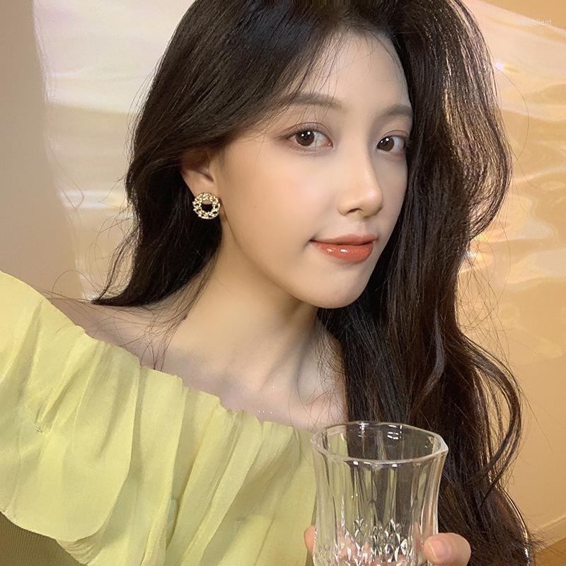 Backs Earrings Exquisite Chain Circle Luxury Mosquito Incense No Pierced Ear Clips For Women
Backs Earrings Exquisite Chain Circle Luxury Mosquito Incense No Pierced Ear Clips For Women