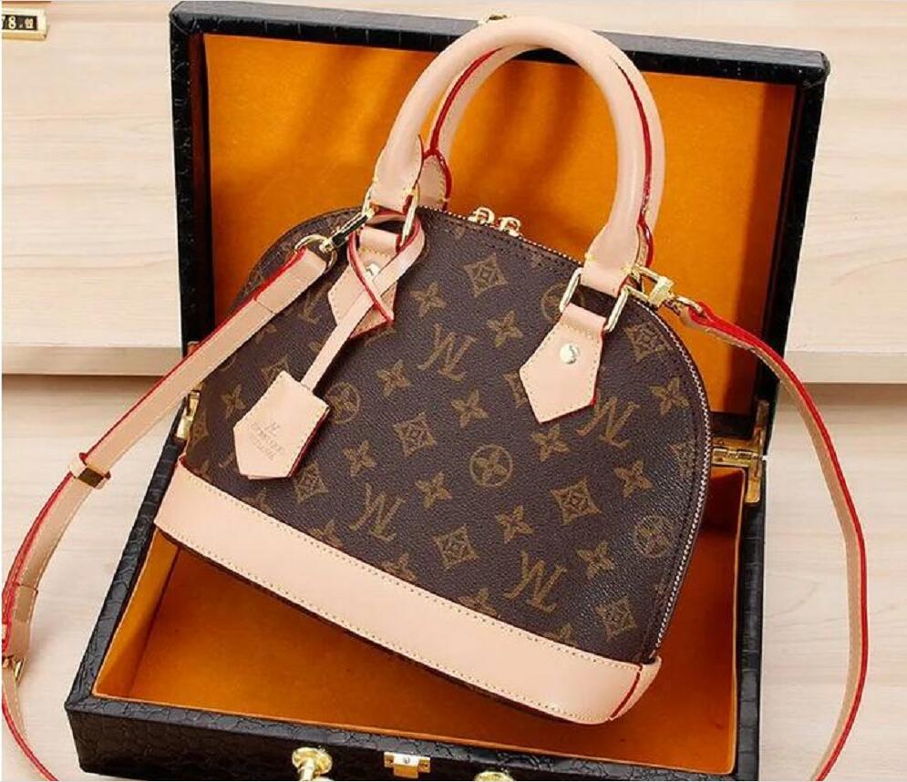 Top Quality ALMA BB PM Shell Bag Women Leather Handbags Flower Embossed Shoulder Bags louise viuton With Lock Designer handbag Crossbody Purse Bag Tote 25cm, Brown
Top Quality ALMA BB PM Shell Bag Women Leather Handbags Flower Embossed Shoulder Bags louise viuton With Lock Designer handbag Crossbody Purse Bag Tote 25cm, Brown
