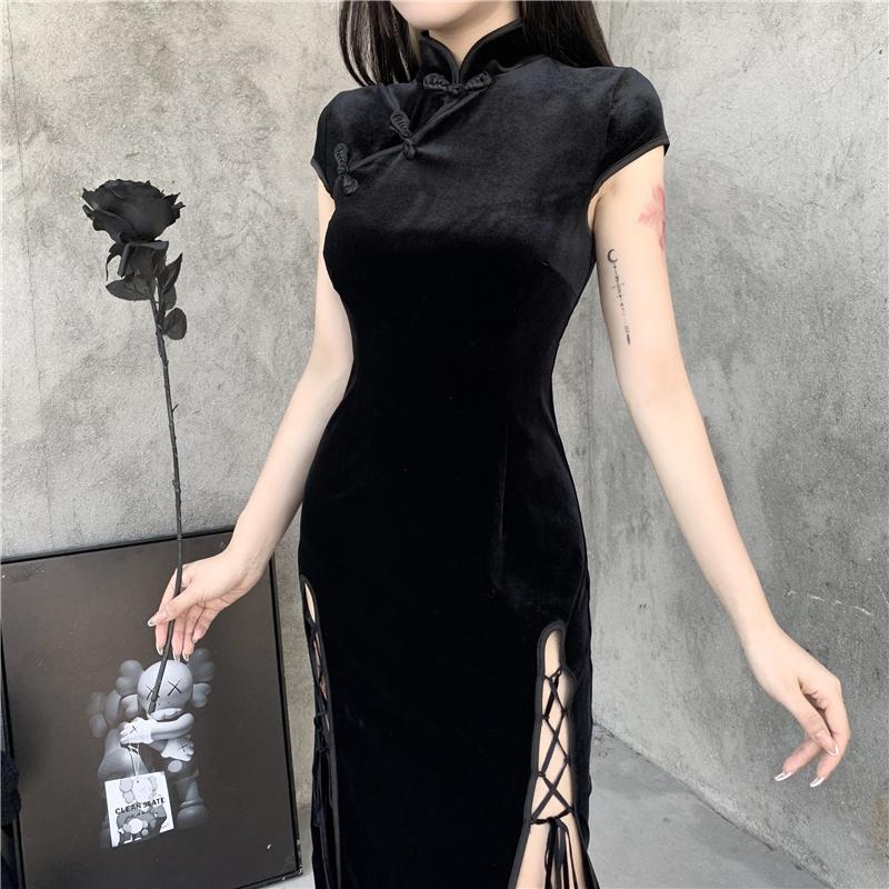 Casual Dresses AIIOU 2023 Women Retro Autumn Winter Bodycon Chipao Chinese Dress Elegant Short Sleeve Female Cheongsam Party, Black
Casual Dresses AIIOU 2023 Women Retro Autumn Winter Bodycon Chipao Chinese Dress Elegant Short Sleeve Female Cheongsam Party, Black