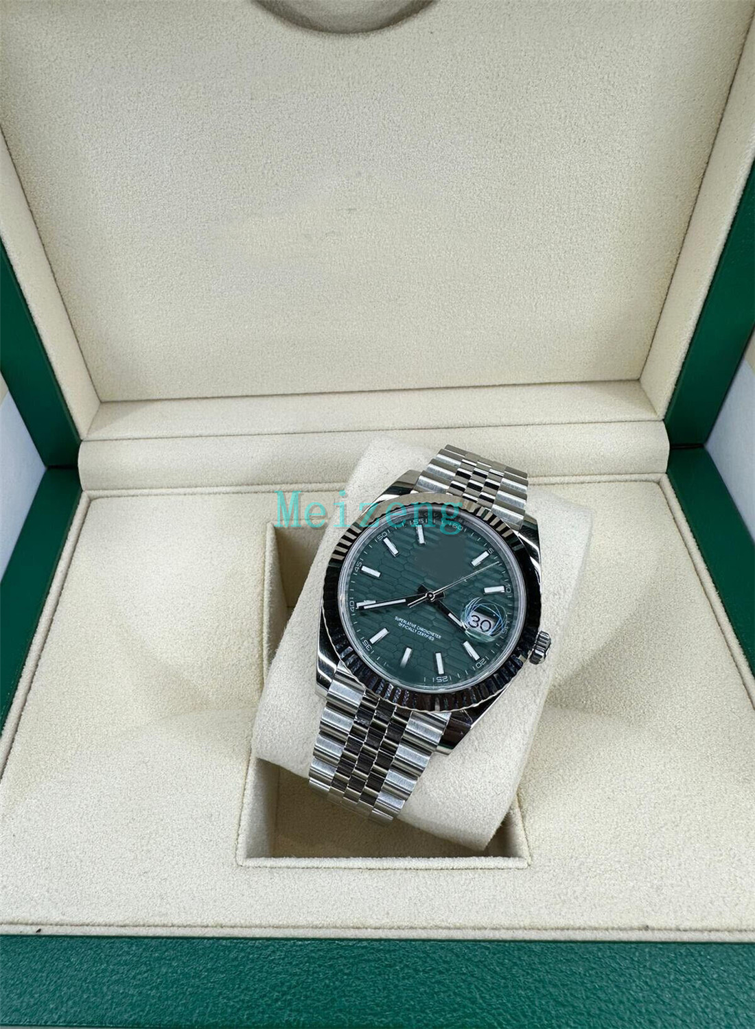 2023 Diver Sport Wristwatch Datejust 41 Mint Green Fluted Motif Baton Dial Jubilee 126334 Brand New Men's Automatic Watch
2023 Diver Sport Wristwatch Datejust 41 Mint Green Fluted Motif Baton Dial Jubilee 126334 Brand New Men's Automatic Watch