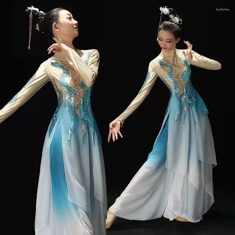 Stage Wear Women Traditional Chinese Dance Dress Performance Costume National Costumes Hanfu Sequins P1, Color1
Stage Wear Women Traditional Chinese Dance Dress Performance Costume National Costumes Hanfu Sequins P1, Color1