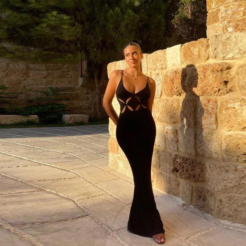 Casual Dresses Puloru Vintage Spaghetti Strap Long Women Ladies Sleeveless Deep V Neck Hollow Out Dress Party Fishtail Gown Vestidos, Black
Casual Dresses Puloru Vintage Spaghetti Strap Long Women Ladies Sleeveless Deep V Neck Hollow Out Dress Party Fishtail Gown Vestidos, Black