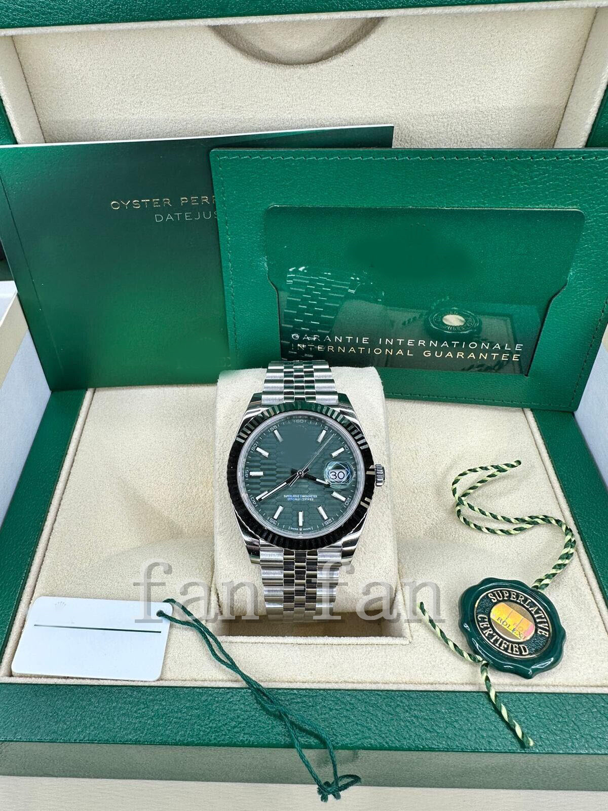 2023 QC automatic movement watch Datejust 41 Mint Green Fluted Motif Baton Dial Jubilee 126334
2023 QC automatic movement watch Datejust 41 Mint Green Fluted Motif Baton Dial Jubilee 126334