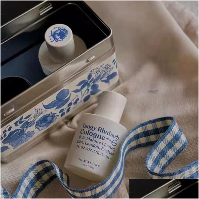 Car Air Freshener Per Set Women Men Jo Malone 30Mlx2Pcs Tangy Rubarb Elder Flower Rose Blush Blackberry Bay Fragrance Female Parfum Dhivt
Car Air Freshener Per Set Women Men Jo Malone 30Mlx2Pcs Tangy Rubarb Elder Flower Rose Blush Blackberry Bay Fragrance Female Parfum Dhivt