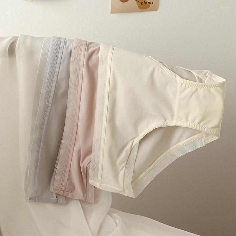 Women's Panties Cute Lace Comfortable Breathable Cotton Crotch Underpants Simple Solid Color Mid-waist Underwear, Green
Women's Panties Cute Lace Comfortable Breathable Cotton Crotch Underpants Simple Solid Color Mid-waist Underwear, Green