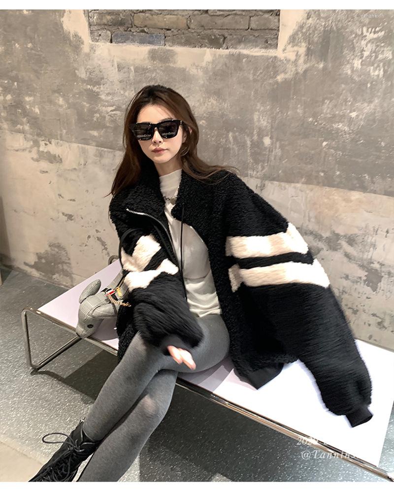Women's Jackets Large Size Women's Thickened Imitation Lamb Cashmere Coat Female Tide Ins Autumn And Winter Patchwork Loose Warm Top, Black
Women's Jackets Large Size Women's Thickened Imitation Lamb Cashmere Coat Female Tide Ins Autumn And Winter Patchwork Loose Warm Top, Black