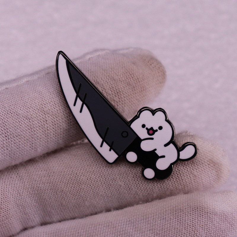 Cute cat holding broadsword brooch Cute Anime Movies Games Hard Enamel Pins Collect Metal Cartoon Brooch Backpack Hat Bag Collar Lapel Badges, As picture
Cute cat holding broadsword brooch Cute Anime Movies Games Hard Enamel Pins Collect Metal Cartoon Brooch Backpack Hat Bag Collar Lapel Badges, As picture