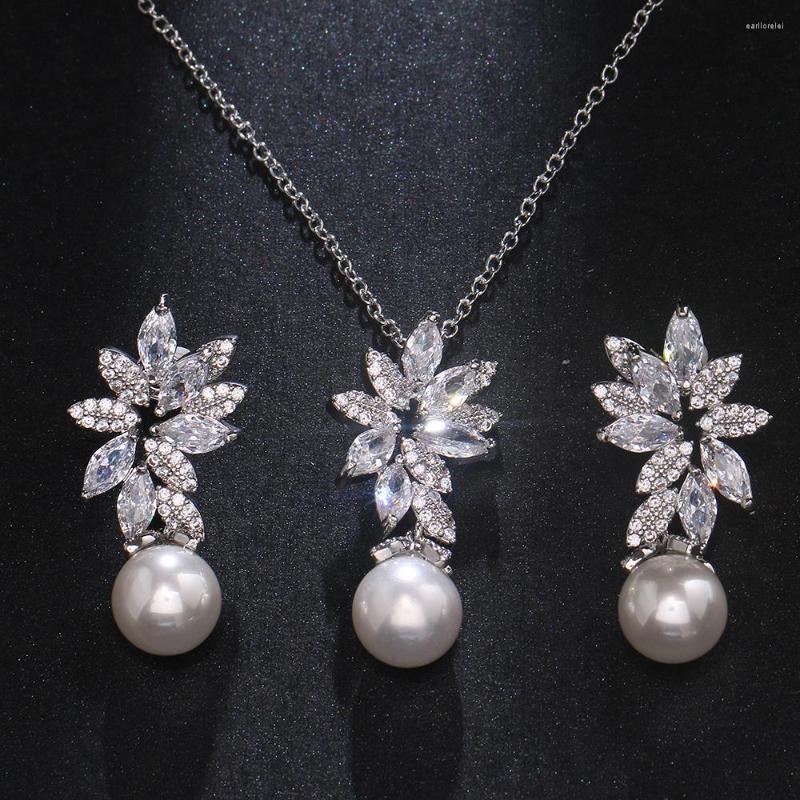 Necklace Earrings Set Emmaya Trendy Round Simulated Pearl Stud For Women Simple Sliver Color Cubic Zircon Bridal Party Jewelry, Picture shown
Necklace Earrings Set Emmaya Trendy Round Simulated Pearl Stud For Women Simple Sliver Color Cubic Zircon Bridal Party Jewelry, Picture shown