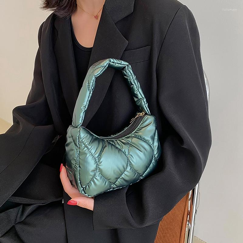 Cosmetic Bags Fashion Women Shoulder Winter Nylon Padded Quilted Shopper Female Casual Space Pad Cotton Handbags Down Underarm Bag, Bk
Cosmetic Bags Fashion Women Shoulder Winter Nylon Padded Quilted Shopper Female Casual Space Pad Cotton Handbags Down Underarm Bag, Bk