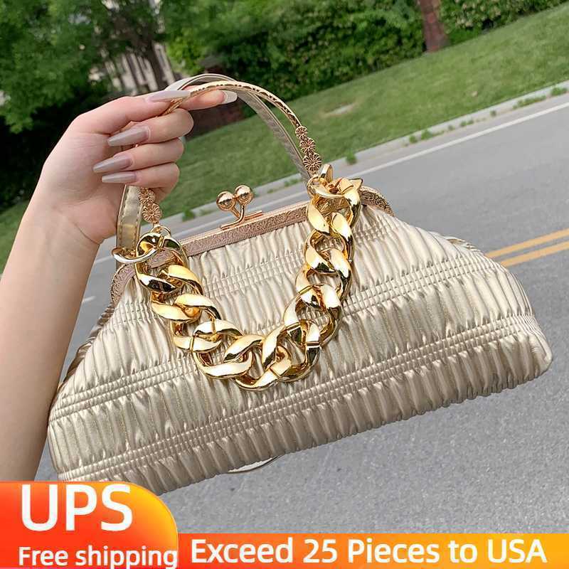 Thick Chain Shoulder Bags For Women 2022 Luxury Brand Designer Handbag Purse Small Metal Top-Handle Tote Crossbody Bag Fashion, Gold
Thick Chain Shoulder Bags For Women 2022 Luxury Brand Designer Handbag Purse Small Metal Top-Handle Tote Crossbody Bag Fashion, Gold