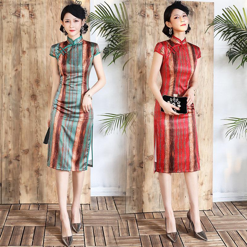 Ethnic Clothing Oversize 4XL Novelty Short Chinese Formal Dress Style Women Mandarin Collar Qipao Vintage Elegant Lady Rayon Cheongsam
Ethnic Clothing Oversize 4XL Novelty Short Chinese Formal Dress Style Women Mandarin Collar Qipao Vintage Elegant Lady Rayon Cheongsam