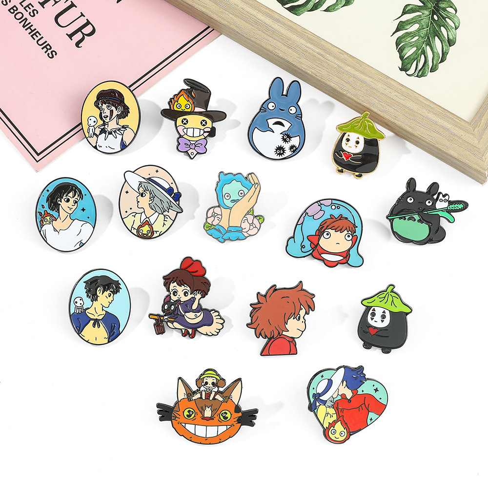 Japanese Howls Moving Castle childhood pin faceless man Cute Anime Movies Games Hard Enamel Pins Collect Metal Cartoon Brooch Backpack Hat Bag Collar Lapel Badges
Japanese Howls Moving Castle childhood pin faceless man Cute Anime Movies Games Hard Enamel Pins Collect Metal Cartoon Brooch Backpack Hat Bag Collar Lapel Badges