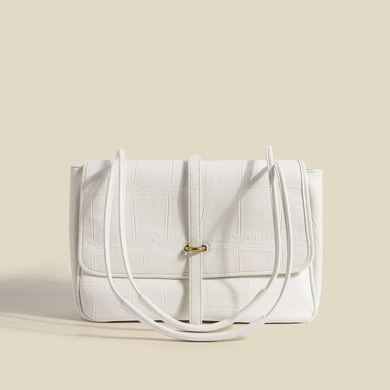 new female commuter college students with large capacity computer underarm messenger bag, Crocodile white
new female commuter college students with large capacity computer underarm messenger bag, Crocodile white