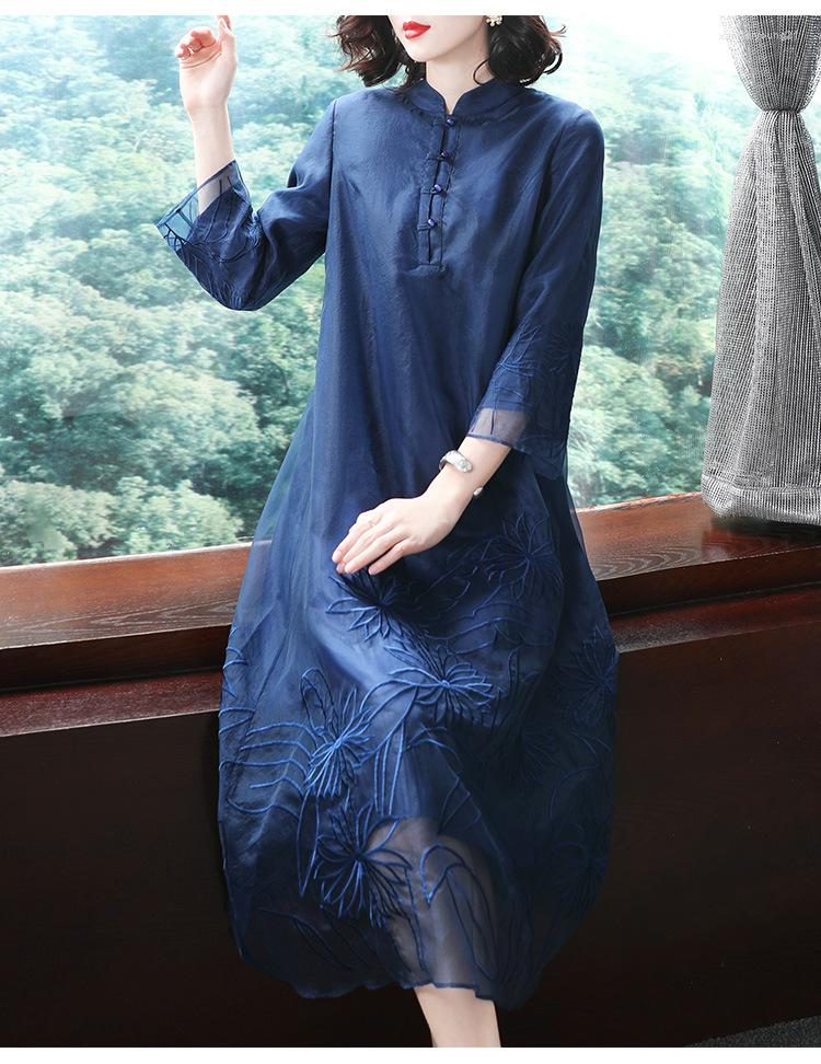 Party Dresses Autumn Original Chinese Style Flower Embroidered Big Size Mandarin Button Cheongsam Loosen A-version Dress For Women, Green
Party Dresses Autumn Original Chinese Style Flower Embroidered Big Size Mandarin Button Cheongsam Loosen A-version Dress For Women, Green