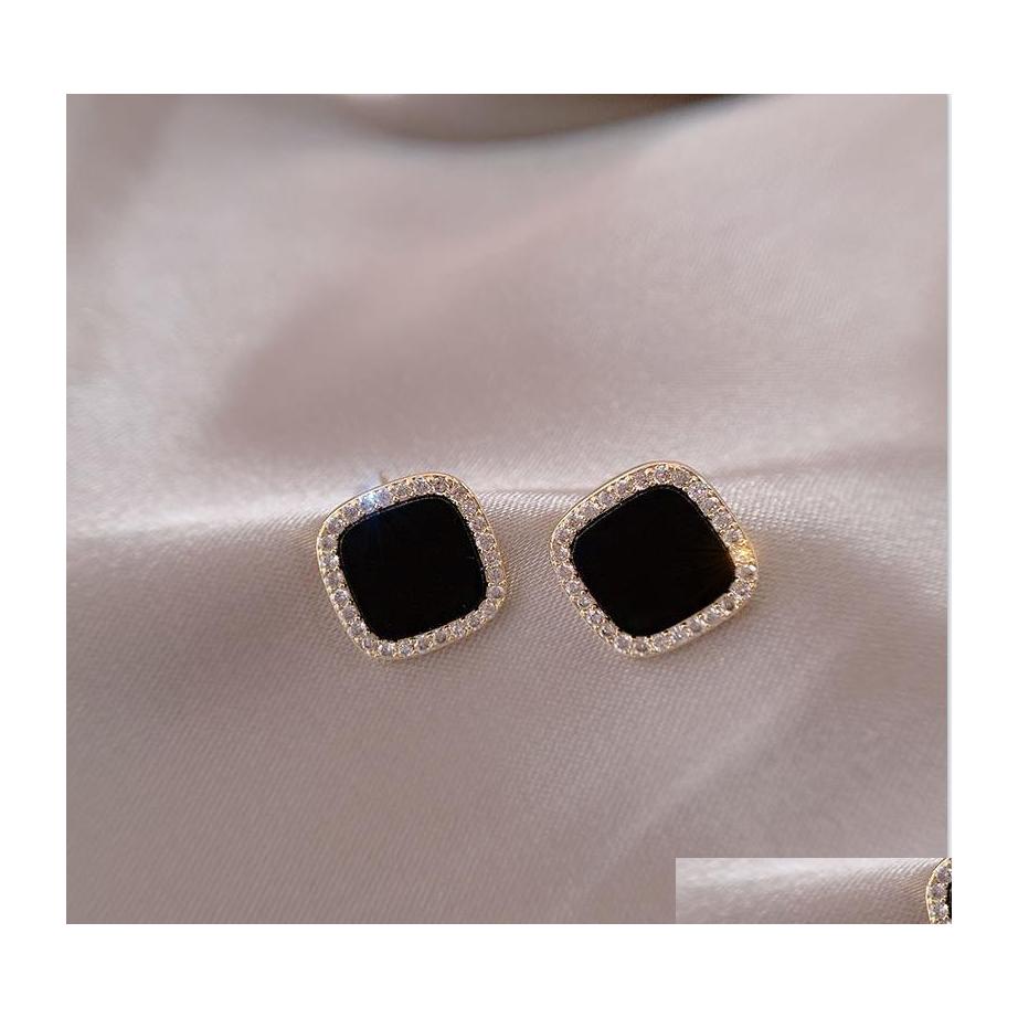 Charm Rhinestone Black Square Charms Needle Stud Earrings Korean Personality Geometric Small Earring For Women Anniversary Gift Drop Dhnwp
Charm Rhinestone Black Square Charms Needle Stud Earrings Korean Personality Geometric Small Earring For Women Anniversary Gift Drop Dhnwp