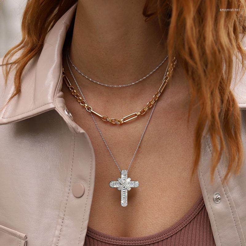 Chains Hip Hop Cross Necklace For Women With Dazzling CZ Stone Luxury Silver Color Cool Neck Accessories Party Trendy Jewelry Accessori
Chains Hip Hop Cross Necklace For Women With Dazzling CZ Stone Luxury Silver Color Cool Neck Accessories Party Trendy Jewelry Accessori