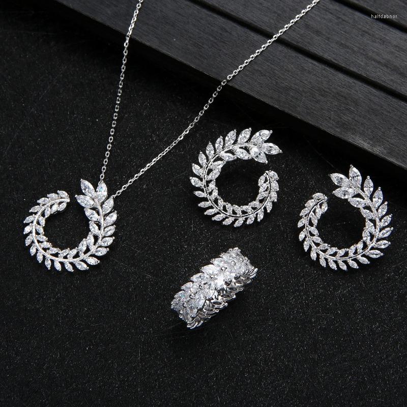 Necklace Earrings Set AMC Korea Symetrical Flower Pendant And Earring Zircon Chain Bridal Wedding Party Jewelry Gifts For Women, Picture shown
Necklace Earrings Set AMC Korea Symetrical Flower Pendant And Earring Zircon Chain Bridal Wedding Party Jewelry Gifts For Women, Picture shown