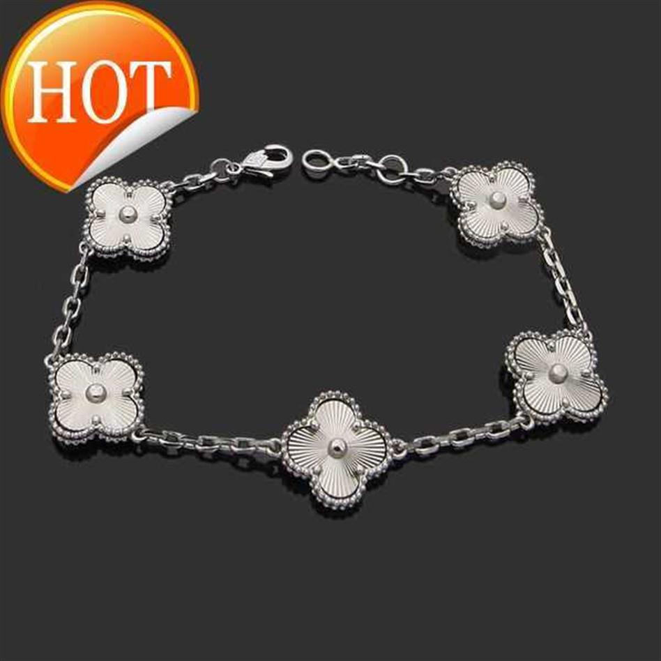 Charm Bracelets Luxury Designer Link Chain Bracelet Four-leaf Clover Cleef Womens Fashion 18k Gold Jewelry 2YUPS177A
Charm Bracelets Luxury Designer Link Chain Bracelet Four-leaf Clover Cleef Womens Fashion 18k Gold Jewelry 2YUPS177A