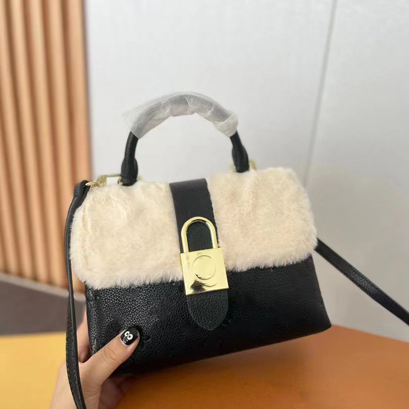 Single Shoulder Messenger Bag Medieval Vintage Handbag Women Old Flower Crossbody Bags Classic Zipper Wallet Brown, Sky blue
Single Shoulder Messenger Bag Medieval Vintage Handbag Women Old Flower Crossbody Bags Classic Zipper Wallet Brown, Sky blue