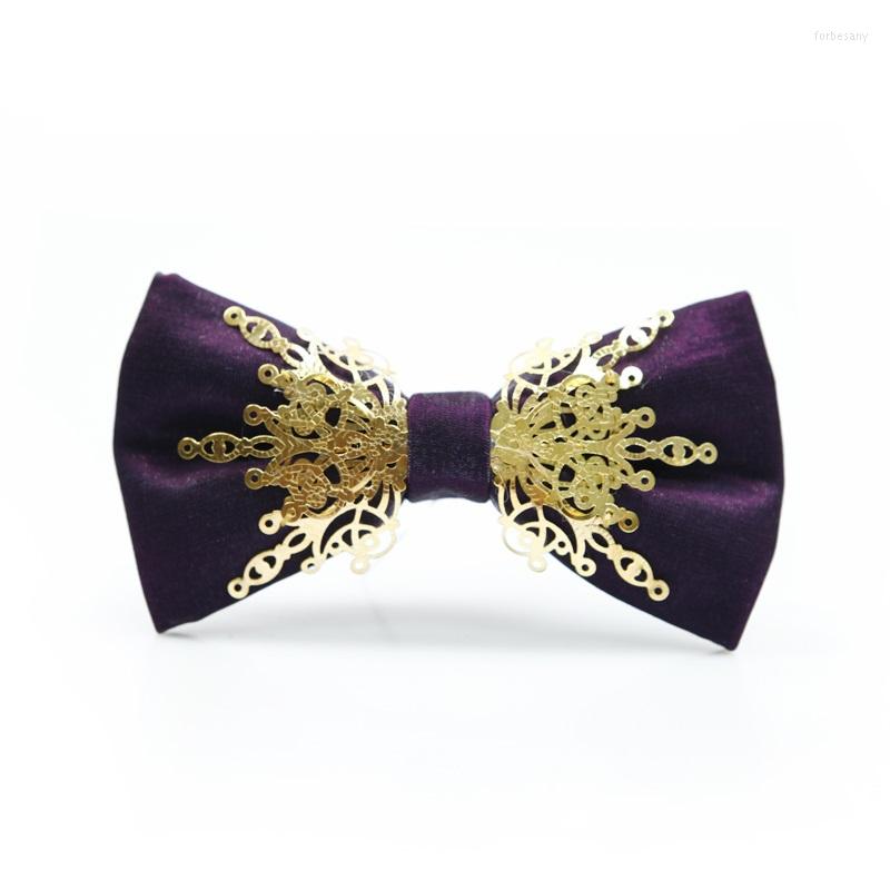 Bow Ties 2023 Fashion Men's Bowties Designers Brand Wedding Tie Gold Metal Inlaid Vintage Gothic British Sequins For Men
Bow Ties 2023 Fashion Men's Bowties Designers Brand Wedding Tie Gold Metal Inlaid Vintage Gothic British Sequins For Men