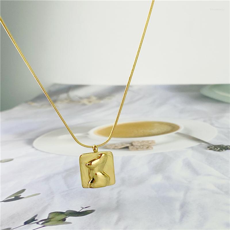 Chains Square Titanium Steel Necklace Body Art Model Pendant European And American Retro Niche Design Wholesale
Chains Square Titanium Steel Necklace Body Art Model Pendant European And American Retro Niche Design Wholesale