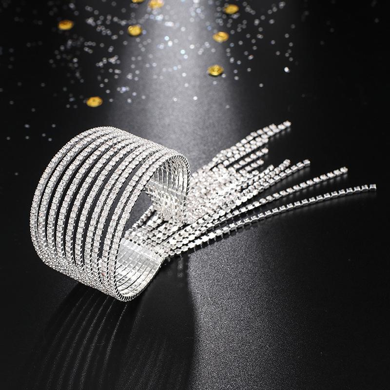 Bangle Exaggeration Accessories Ten Rows Crystal Lines Large Bracelet Long Tassels BraceletsBangle
Bangle Exaggeration Accessories Ten Rows Crystal Lines Large Bracelet Long Tassels BraceletsBangle