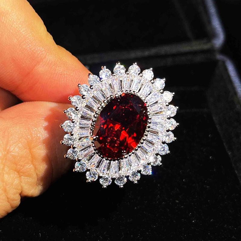 Wedding Rings Fashion Luxury Adjustable Ring Inlay Red Oval Cubic Zirconia Classic Jewelry For Women Engagement Banquer Gifts
Wedding Rings Fashion Luxury Adjustable Ring Inlay Red Oval Cubic Zirconia Classic Jewelry For Women Engagement Banquer Gifts