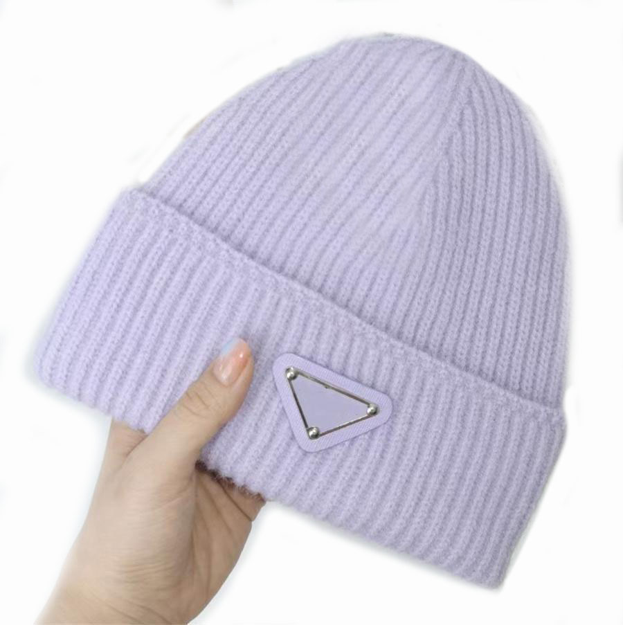Mens womens designer knitted bonnets lovers gifs trendy hot creative comfortable cappellos enamel metal triangle sign luxury designer caps and hats, 3#
Mens womens designer knitted bonnets lovers gifs trendy hot creative comfortable cappellos enamel metal triangle sign luxury designer caps and hats, 3#