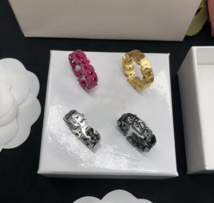 New Designed Rings Banshee Medusa Profile Portrait Women Diamonds Meander Pattern Wedding Ring Designer Jewelry Birthday Festive Party Gifts HAMR3 --05 
New Designed Rings Banshee Medusa Profile Portrait Women Diamonds Meander Pattern Wedding Ring Designer Jewelry Birthday Festive Party Gifts HAMR3 --05