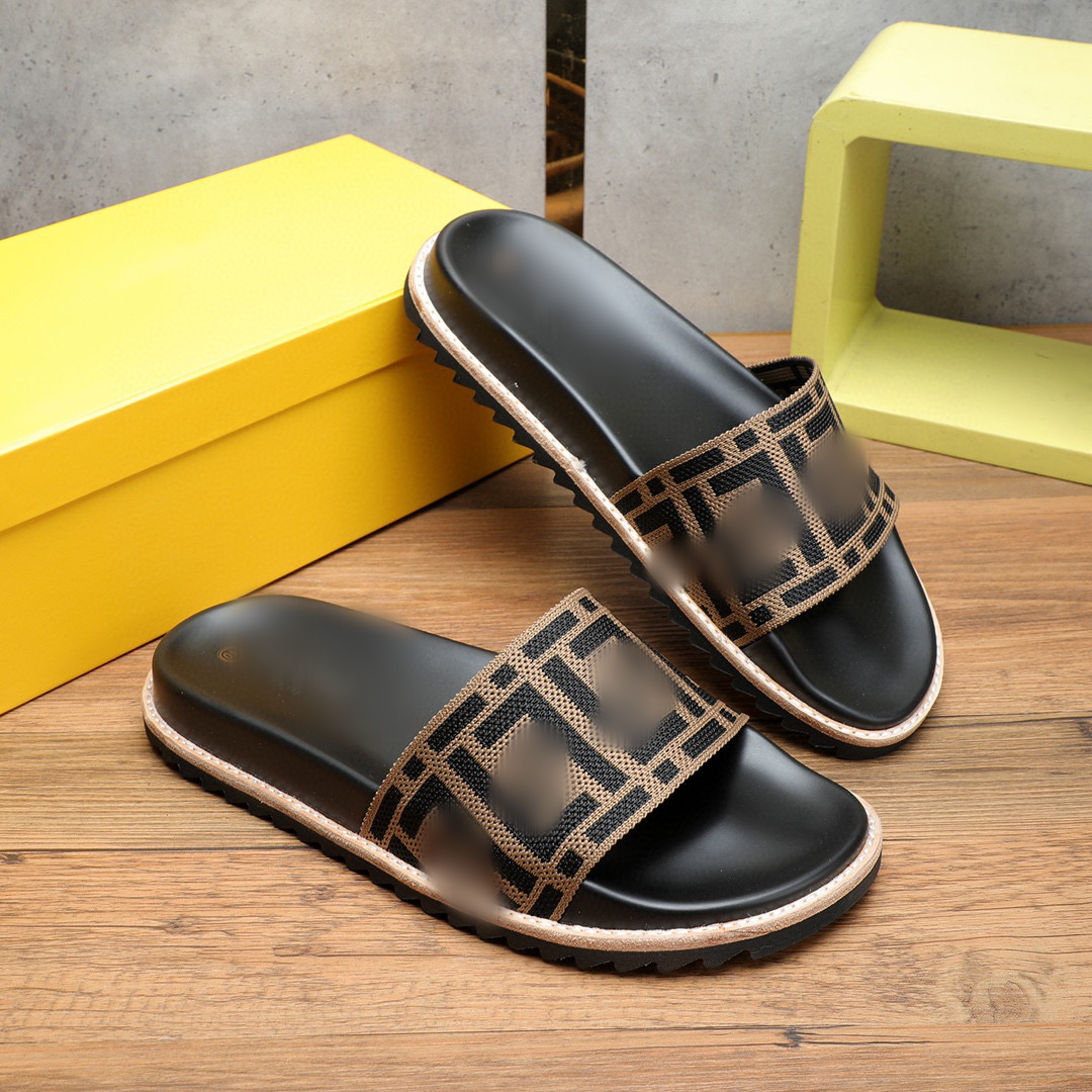 Casual men designer slippers letter printed outdoor beach fashion luxury designers mens slides, Brown
Casual men designer slippers letter printed outdoor beach fashion luxury designers mens slides, Brown