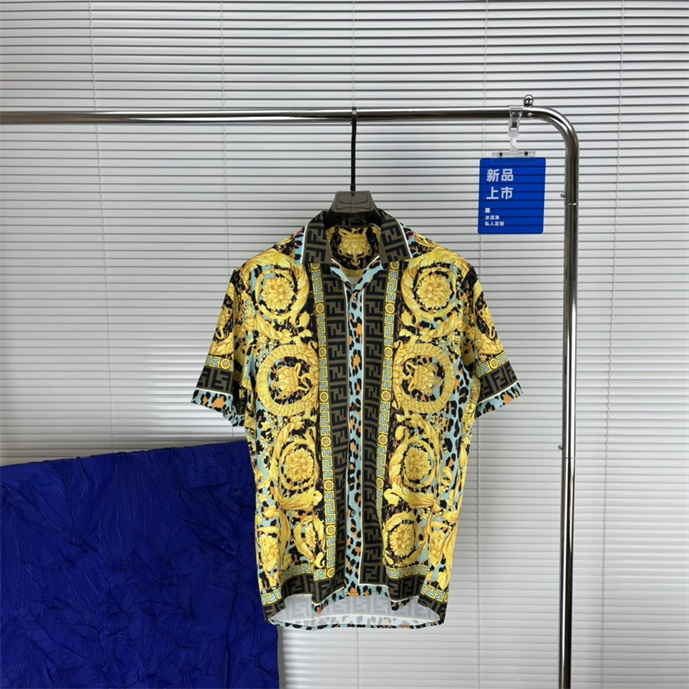 Men Designer Summer Shoort Sleeve Casual Shirts Fashion Loose Polos Beach Style Breathable Tshirts Tees Clothing N1IW
Men Designer Summer Shoort Sleeve Casual Shirts Fashion Loose Polos Beach Style Breathable Tshirts Tees Clothing N1IW