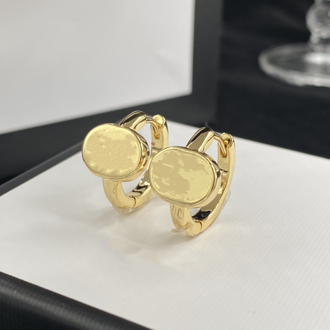 Plated Gold Letter Designer Charm Earrings for Women Letter Love Fashion Style Earring Jewelry Supply
Plated Gold Letter Designer Charm Earrings for Women Letter Love Fashion Style Earring Jewelry Supply