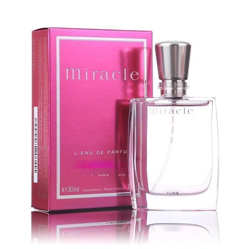 Original men's and women's perfume glass bottle spray Miracle Love flower top note 30/50/100ml
Original men's and women's perfume glass bottle spray Miracle Love flower top note 30/50/100ml