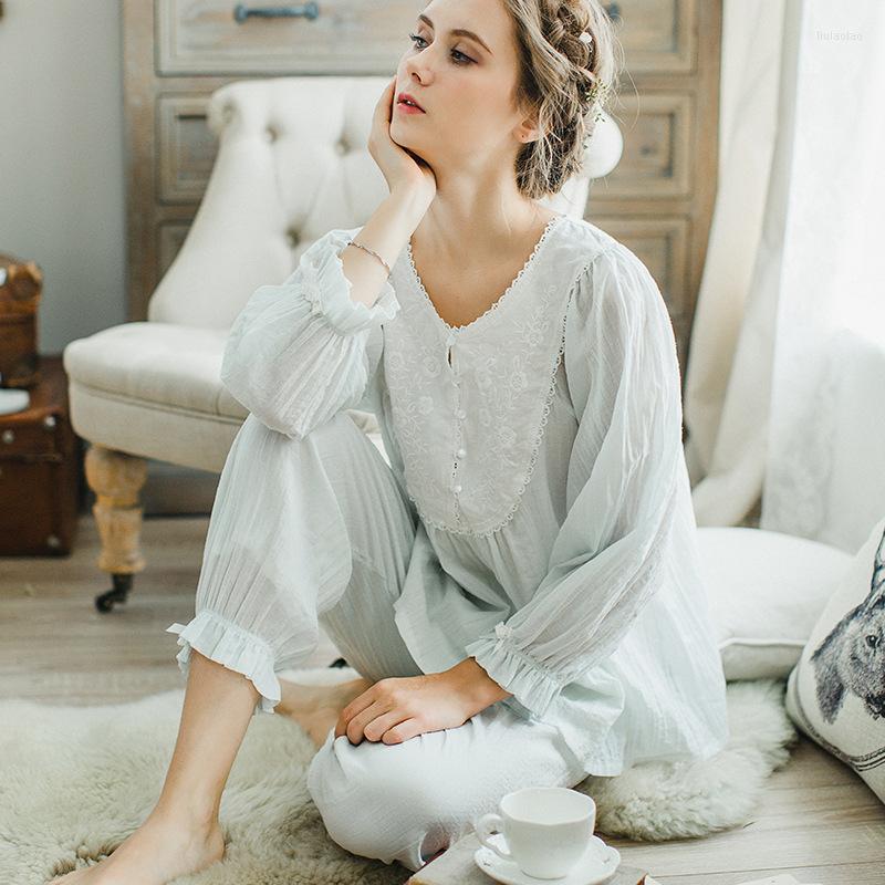 Women' Sleepwear Autumn And Winter Women Princess Cotton Leisurewear Pajamas Set Female Pyjimas European Retro Clothings QW1704, White
Women' Sleepwear Autumn And Winter Women Princess Cotton Leisurewear Pajamas Set Female Pyjimas European Retro Clothings QW1704, White