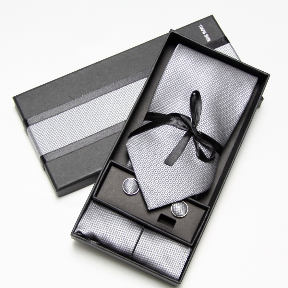 Bolo Ties Fashion Wide Sets Men's Neck Hankerchiefs Cufflinks 10 colours Box gift polyester handmade 230217
Bolo Ties Fashion Wide Sets Men's Neck Hankerchiefs Cufflinks 10 colours Box gift polyester handmade 230217