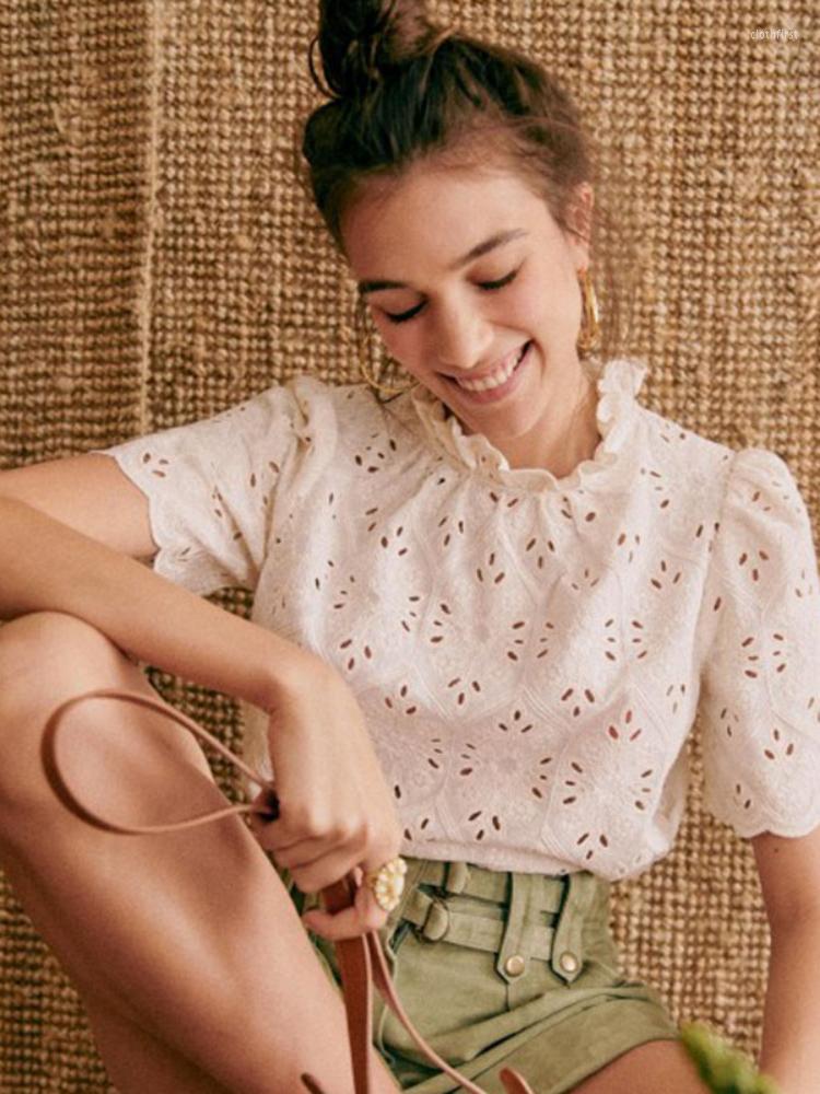 Women' Blouses Women Shirt 2023 Summer Cotton Hand Hollow Lace Stand Collar Short Sleeve Casual Top, White
Women' Blouses Women Shirt 2023 Summer Cotton Hand Hollow Lace Stand Collar Short Sleeve Casual Top, White