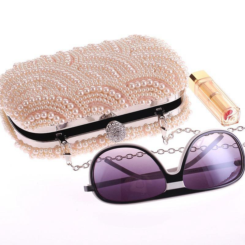 Evening Bags Female Bag Exquisite Dinner Handmade Pearl Embroidered Clutch Fashion Wild Party Dress BagEvening, Zhen zhu bai
Evening Bags Female Bag Exquisite Dinner Handmade Pearl Embroidered Clutch Fashion Wild Party Dress BagEvening, Zhen zhu bai