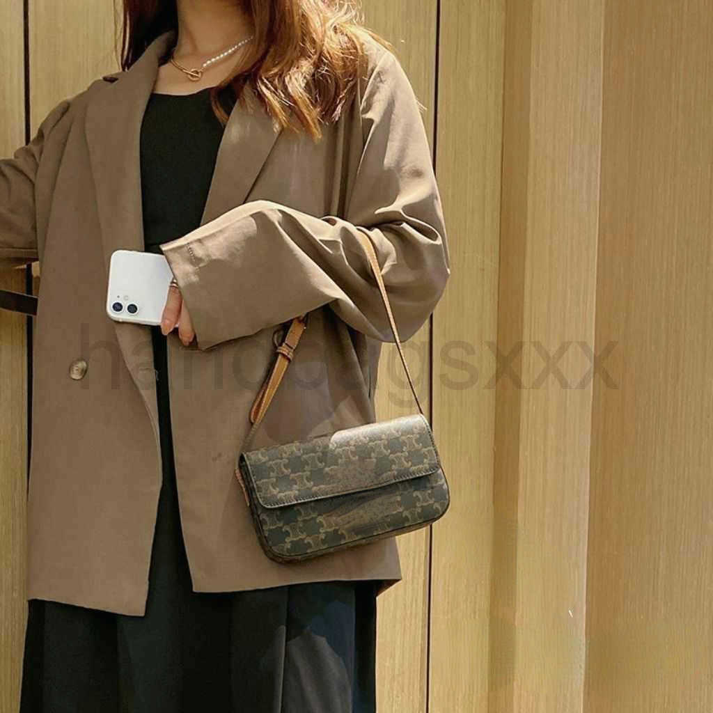 SAILIN Underarm Bag Women s Summer New Fashion Stick Temperament Oblique Straddle Single shoulder able Small Square, Black
SAILIN Underarm Bag Women s Summer New Fashion Stick Temperament Oblique Straddle Single shoulder able Small Square, Black