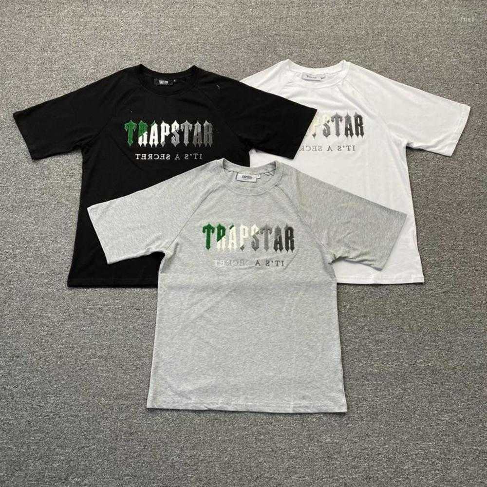 Men' t Shirts Autumn Summer Trapstar Shirt Casual Fashion Men Women O-neck Short Sleeve Letters Embroidered Top Tee8tu4
Men' t Shirts Autumn Summer Trapstar Shirt Casual Fashion Men Women O-neck Short Sleeve Letters Embroidered Top Tee8tu4