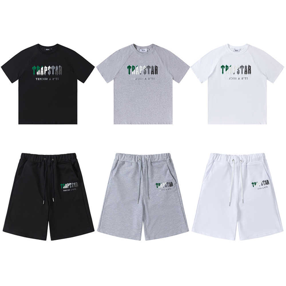 Trapstar Mens Embroidery Tracksuits t Shirt Short Sleeve Designer Style Letter Towel Shorts Men and Women Fashion T-shirts1qjj
Trapstar Mens Embroidery Tracksuits t Shirt Short Sleeve Designer Style Letter Towel Shorts Men and Women Fashion T-shirts1qjj