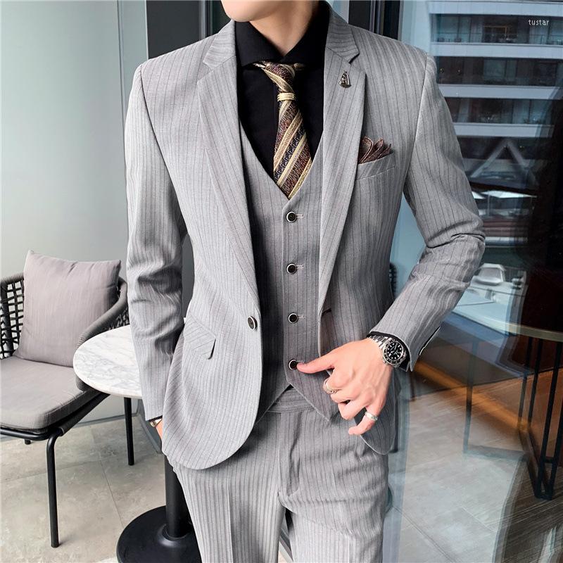 Men' Suits Striped Suit Men' Business Casual Professional Slim-fitting Bridegroom Man Wedding Three-piece, Black set
Men' Suits Striped Suit Men' Business Casual Professional Slim-fitting Bridegroom Man Wedding Three-piece, Black set