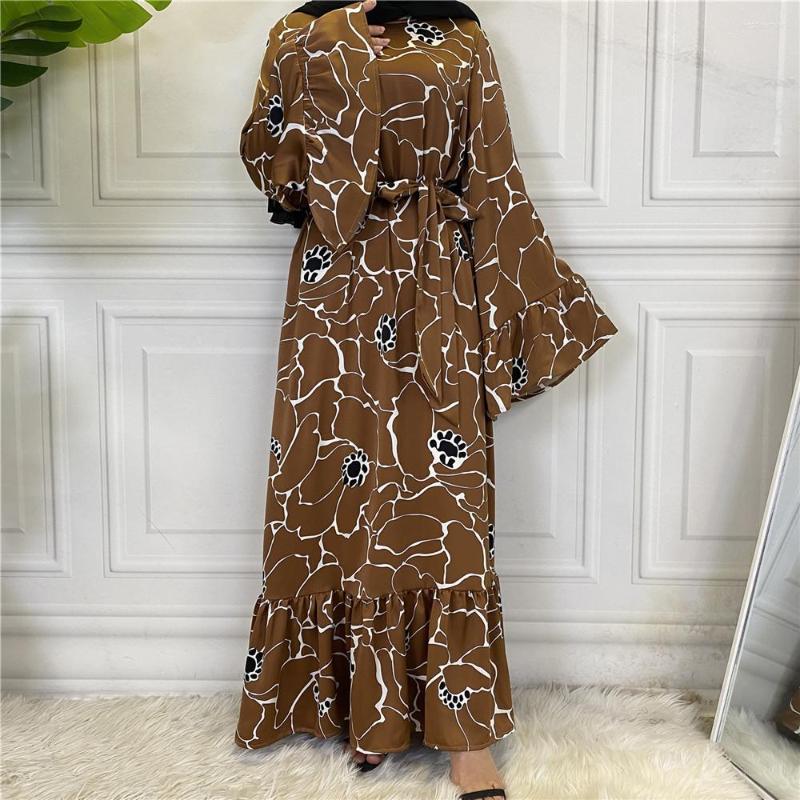 Ethnic Clothing Middle East Dubai Fashion Printing Belt Muslim Long Skirt Abaya Casual India And Pakistan Ramadan
Ethnic Clothing Middle East Dubai Fashion Printing Belt Muslim Long Skirt Abaya Casual India And Pakistan Ramadan
