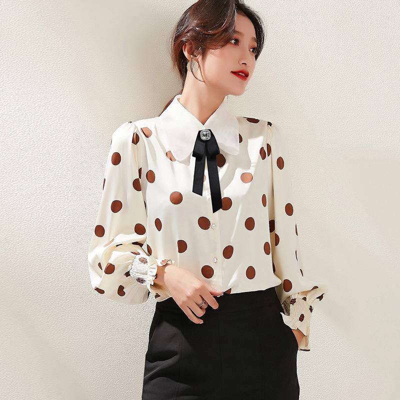 Women's Blouses 2023 Spring Korean Women's Temperament Wave Point Shirt Office Lapel Puff Sleeve Chiffon Women, As photo
Women's Blouses 2023 Spring Korean Women's Temperament Wave Point Shirt Office Lapel Puff Sleeve Chiffon Women, As photo