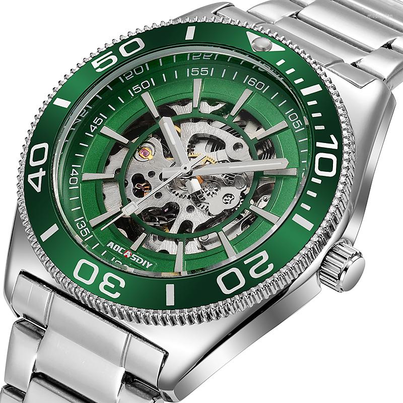 Wristwatches Luxury Color Contrast Men's Watch Business Classic Stainless Steel Strap Casual Waterproof Personality Simple Original, Green
Wristwatches Luxury Color Contrast Men's Watch Business Classic Stainless Steel Strap Casual Waterproof Personality Simple Original, Green