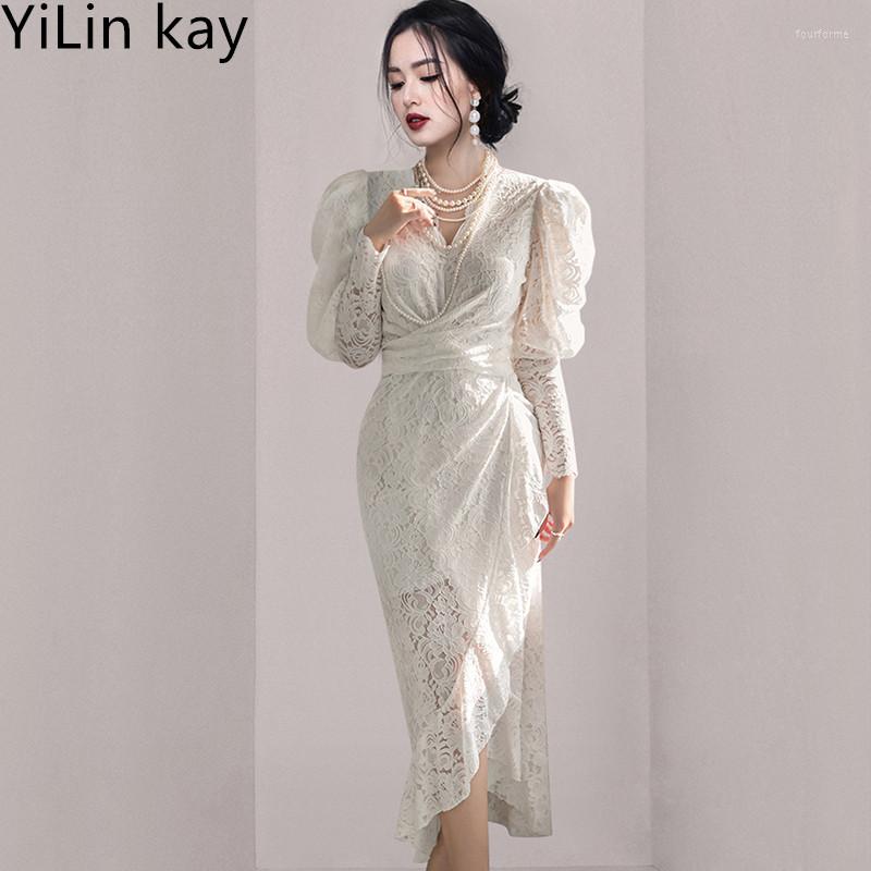 Casual Dresses 2023 High-end Spring Temperament Fashion Sexy V-neck White Lace Slim Dress Women Puff Long Sleeve Elegant Mermaid Party, Ivory
Casual Dresses 2023 High-end Spring Temperament Fashion Sexy V-neck White Lace Slim Dress Women Puff Long Sleeve Elegant Mermaid Party, Ivory